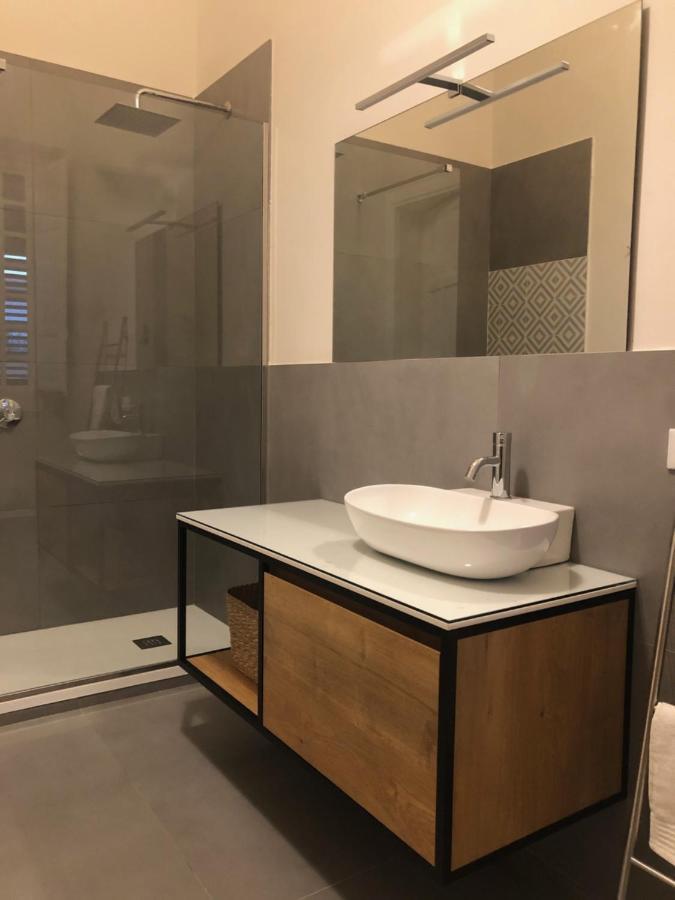 Barrique Guest House Free Bus From The Airport One Way Palermo Exteriör bild